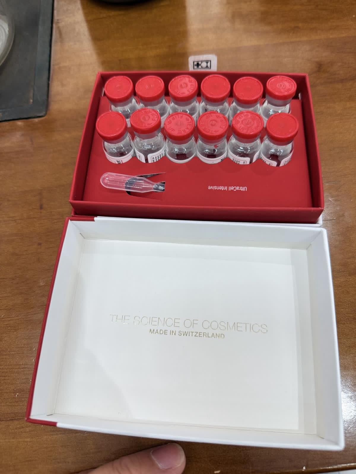 【第3浪補貨】(瑞士) Cellcosmet 新版 40%羊胎素 密集修護活力精純液 Ultracell Intensive 12 x 1ml (預訂5星期到貨)