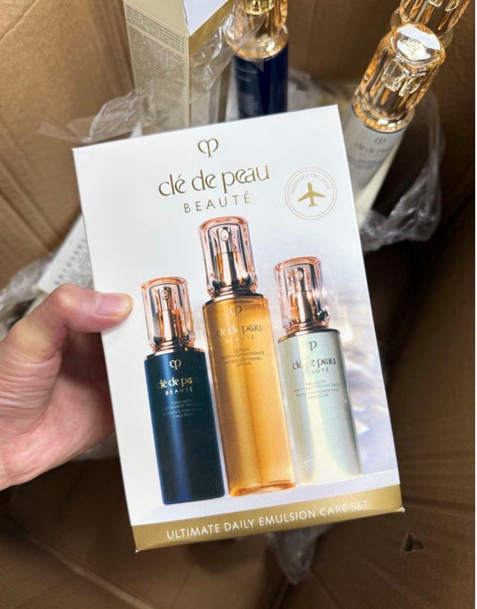 Clé de Peau Beauté 鑽光水乳三件套 (預訂5星期左右到貨)